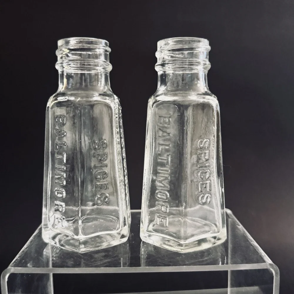 Pair of Vintage Mccormick‎ & Co Spice Shakers Baltimore No Lids